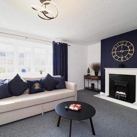 Home In Wellesbourne - Contractors - Families - Reduced Rates エクステリア 写真