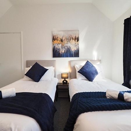 Home In Wellesbourne - Contractors - Families - Reduced Rates エクステリア 写真