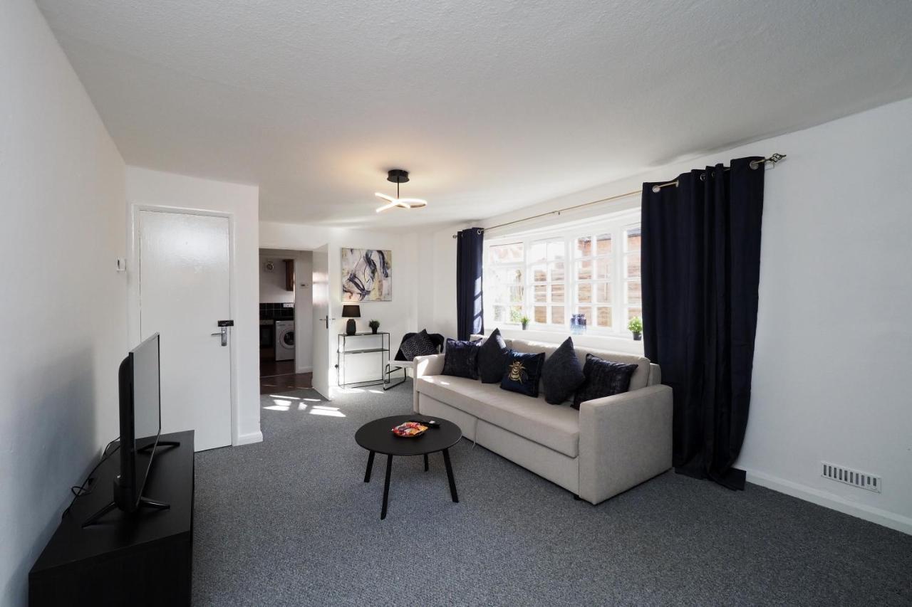 Home In Wellesbourne - Contractors - Families - Reduced Rates エクステリア 写真